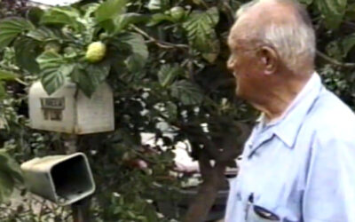 Herb Moniz Meeting with La`au lapa`au Bill Kanekoa (1997)